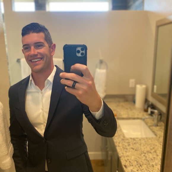 Meet your Posher, Andrew - Picture 2 of 4